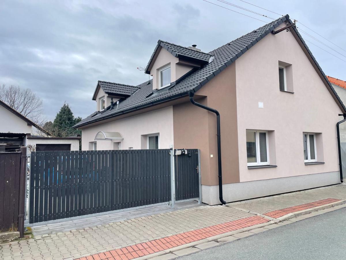 Apartman Svetla Pardubice Luaran gambar